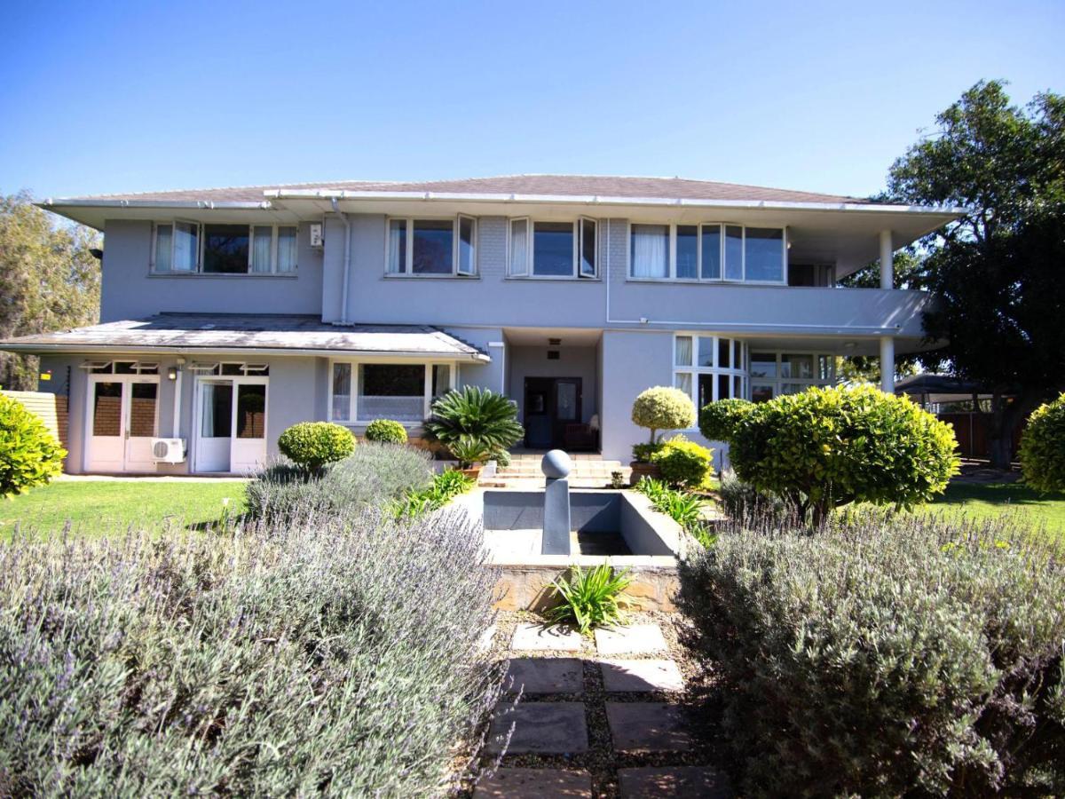 The Boston Guest House Bellville Exterior foto